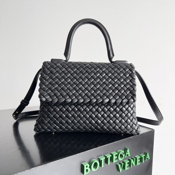 BOTTEGA VENETA  2024 patti bag 776783